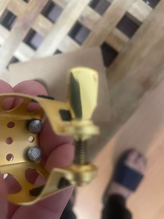 Abrazadera Weissenberg para saxo tenor