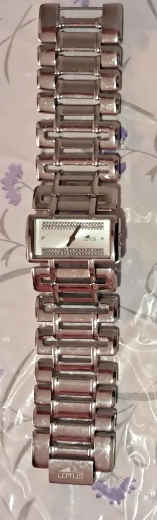Reloj Lotus Mujer Plata y Blanco