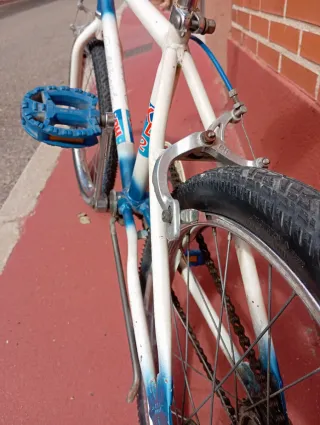 Bicicleta BMX BH antigua