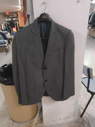 Traje gris Caramelo