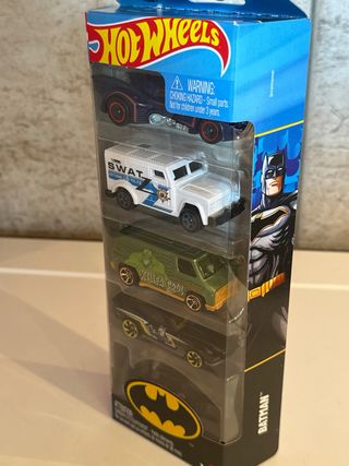 Set 5 macchinine Hot Wheels nuova