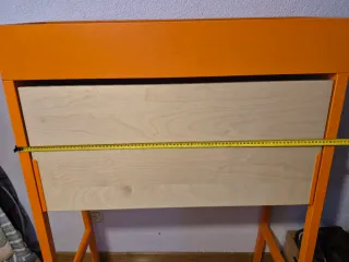 Escritorio abatible de metal y melamina color haya