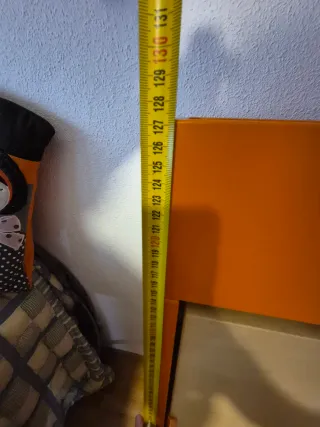 Escritorio abatible de metal y melamina color haya