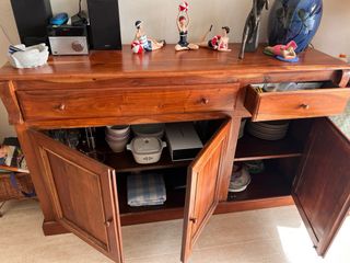 Buffet de madera maciza