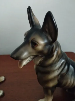 Figure di Cani in Ceramica