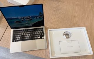 MacBook Air M2 Nuevo 13”