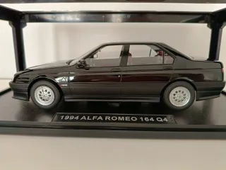 Alfa Romeo 164 Escala 1/18 Triple 9