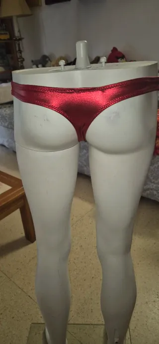 Trucadora brillante roja