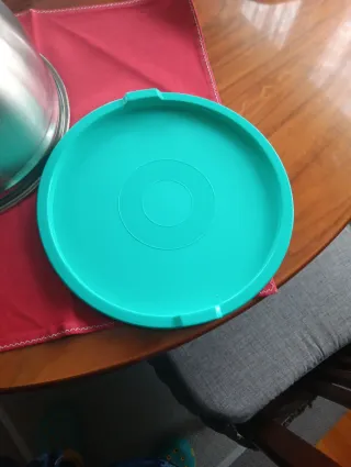 Bol Woll 25cm con tapa y base silicona