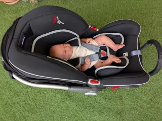 Silla coche Klippan Dinofix 0-13kg a contramarcha