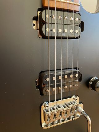 Ibanez AZ2402 - Negro Mate