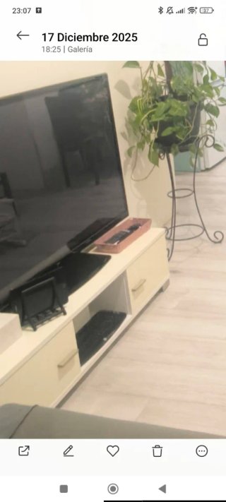 Mueble TV Beige y Negro