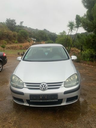 Volkswagen Golf 2004
