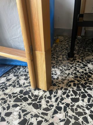 Letto a castello in legno con scivolo