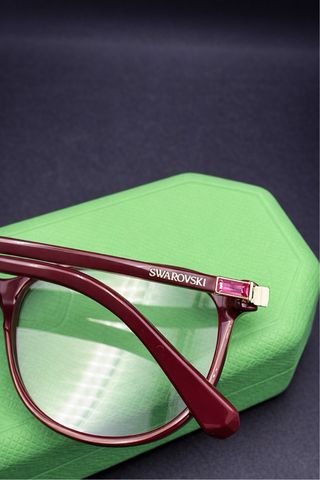 Occhiali Swarovski donna montatura viola