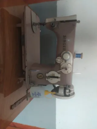 Máquina de coser SINGER