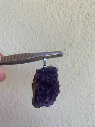 Ciondolo in ametista grezza