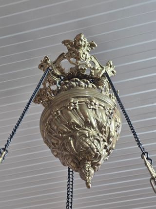 Lámpara votiva antigua