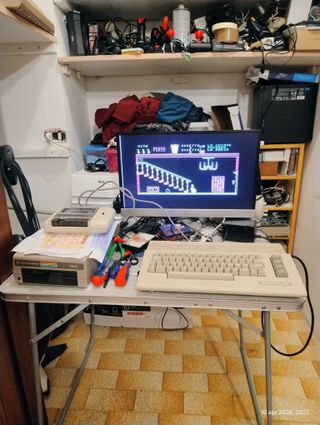 Commodore 64C funzionante con scatola