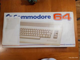 Commodore 64C funzionante con scatola
