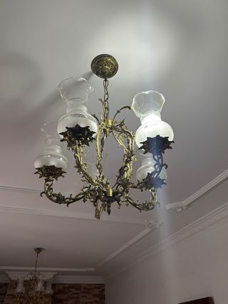 Lámpara de araña antigua de latón (2 lámparas)