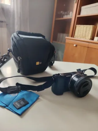 Sony A5000 Negra + Objetivo 16-50mm OSS