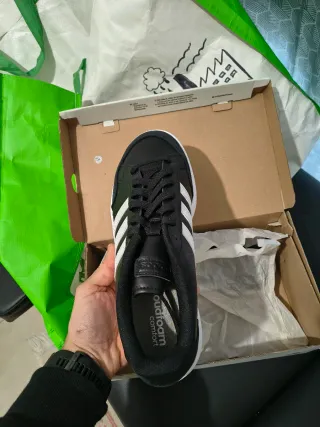 Zapatillas Adidas Nuevas Talla 43.5 / 44