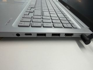 Portátil ASUS Vivobook 15 16GB RAM 1TB