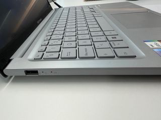 Portátil ASUS Vivobook 15 16GB RAM 1TB