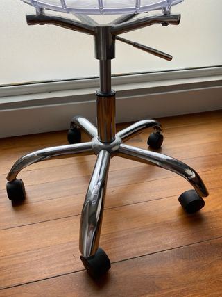 Silla de oficina diseño transparente