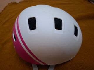 Casco infantil B-Twin