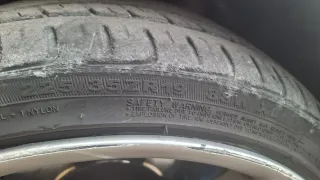 Neumáticos 225/35 R19