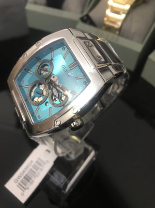 Reloj Guess Azul y Plateado