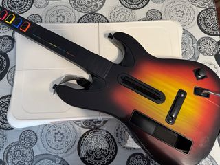 Pack Nintendo Wii Completo + Guitarra + Wii Fit