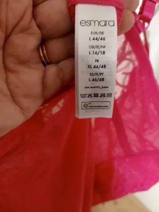 Conjunto lencería camisón y tanga fucsia