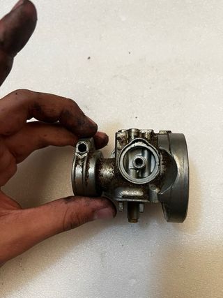 Carburador ARBEO 12 12  Vespino INCOMPLETO