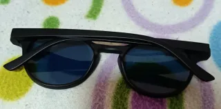 Gafas de sol negras