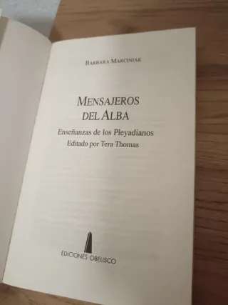 Mensajeros del alba (Spanish Edition)