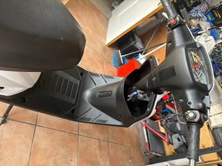 Yamaha Jog R 2001 Scooter
