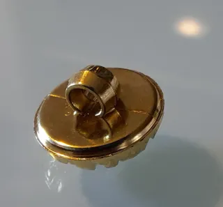 7 Bottoni Dorati Decorati