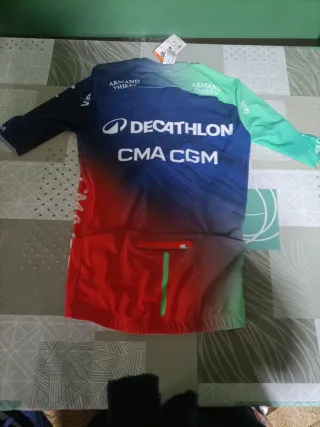 Maillot Ciclismo Talla M 2026 SIN ESTRENAR