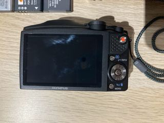 Cámara Olympus SZ-31MR + Accesorios