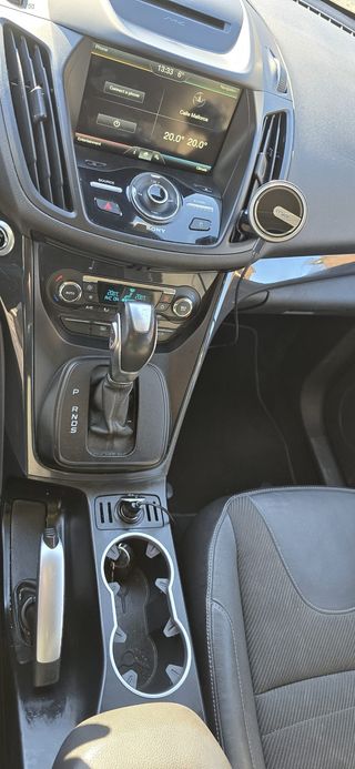 Ford Kuga 2016
