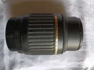 Tamron AF 55-200mm per Nikon