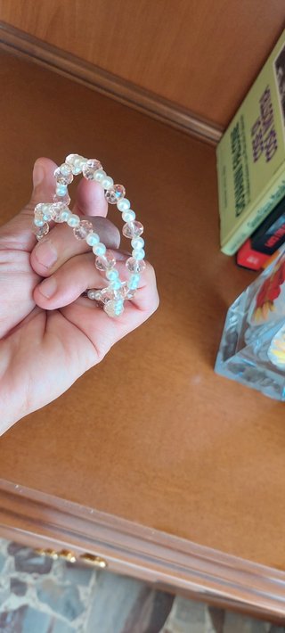 Elegante Braccialetto di perle bianche e cristallo