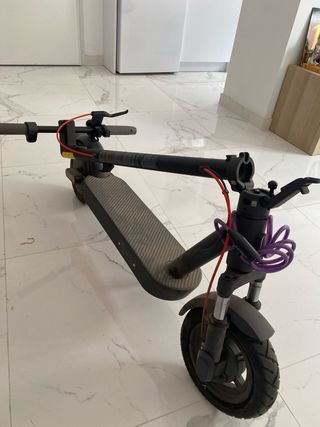 Patinete eléctrico seminuevo