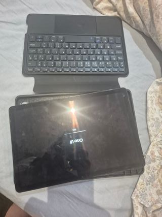 Funda y Teclado Tablet Negro