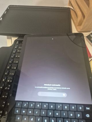 Funda y Teclado Tablet Negro