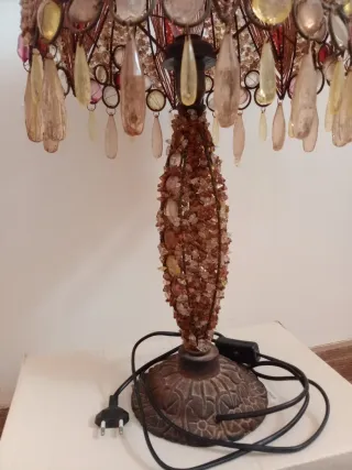 Lámpara de mesa piedras y coral vidrio