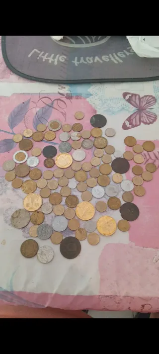 Lote de monedas variadas